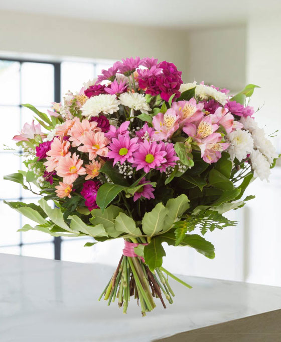 ramo de flores grecia con margaritas